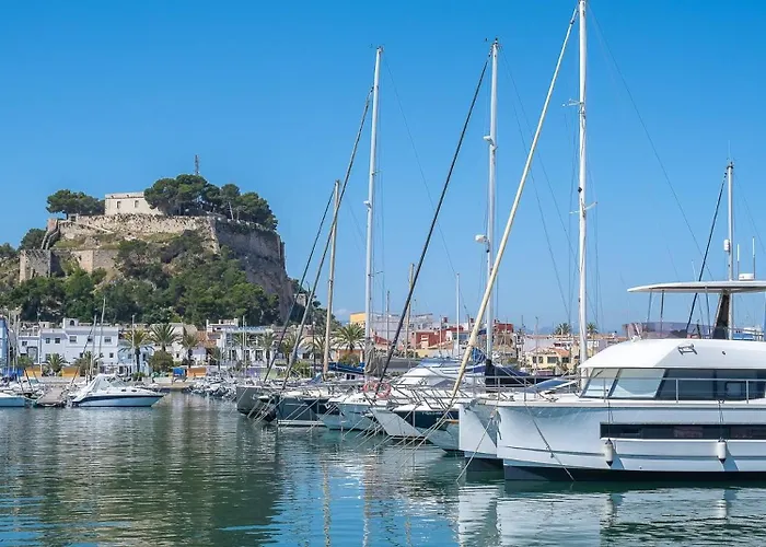 Апартаменти Elegante Frente Al Puerto De